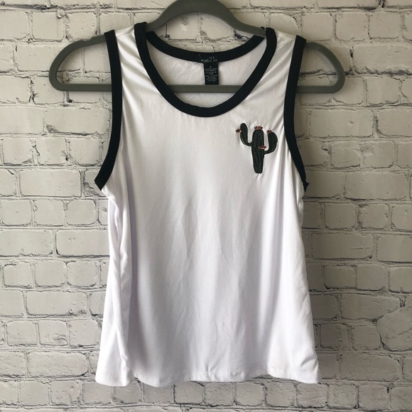 Bundle!! 3 fun  shirts Shein Rue 21 Love j - Picture 5 of 8